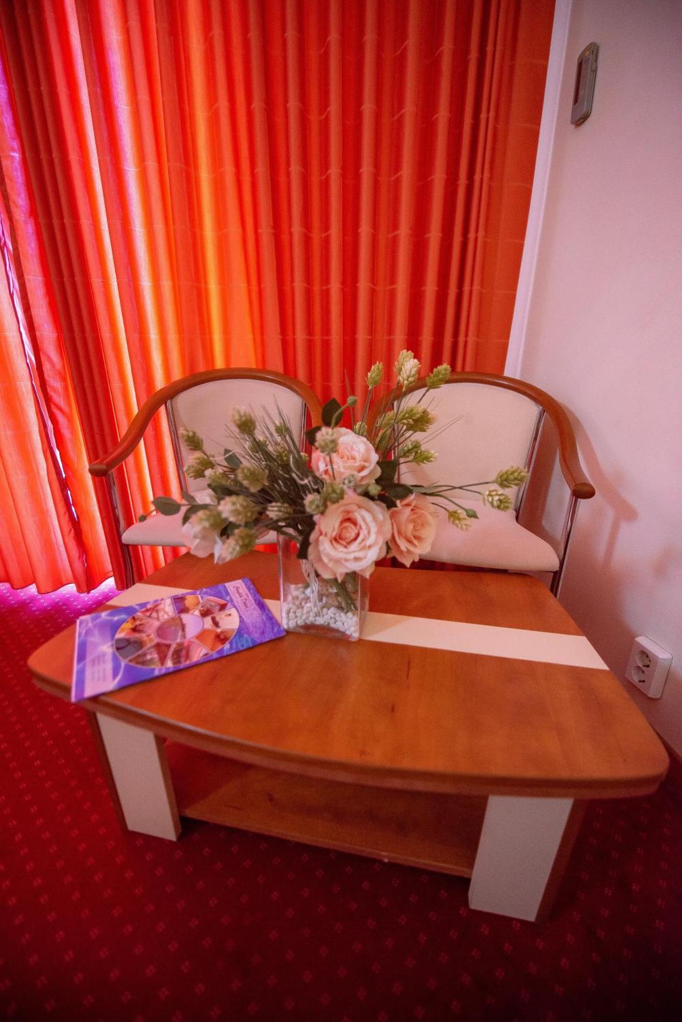 Hotel Doina Neptun Ngoại thất bức ảnh